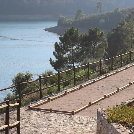 Lake House * Serra