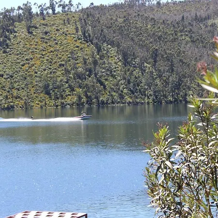 Holiday home Lake House Serra