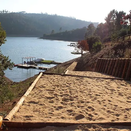 Lake House Holiday home *